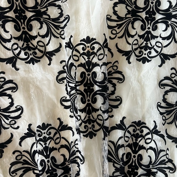 Chetta B skirt black white size 8 medium - Picture 5 of 9